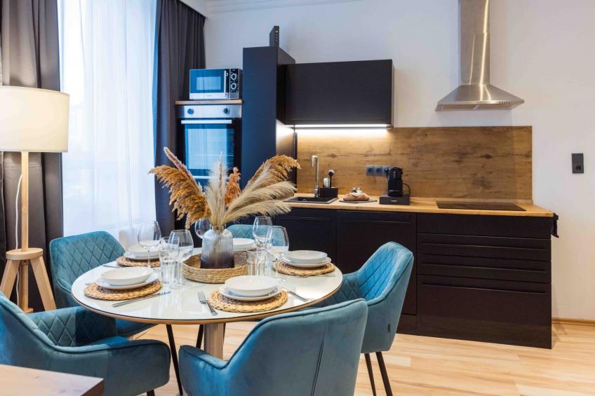 Schiller Apartment im Zentrum von Hof. Küche, Parkplatz, 250MBit Wlan - foto 8