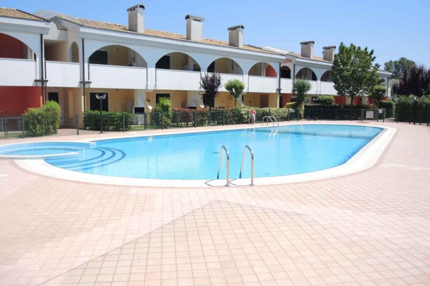 Vakantiewoning met airconditioning - BF-V448J