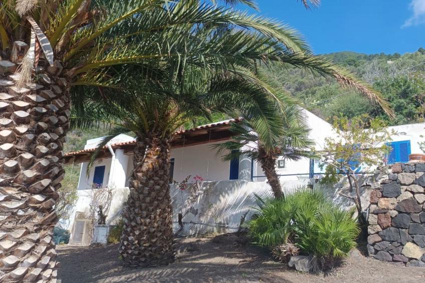 Villa in Panoramasprache, nur wenige Minuten vom Meer entfernt - foto 12