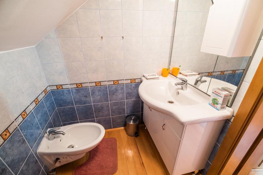 Vivid Hillside Country House with Hot-Tub and Sauna - Two Bedroom Country House - foto 24