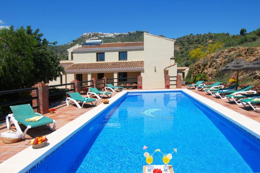 Villa Los Poyatos, beheizter Pool, Wifi, AC,BBQ - foto 4