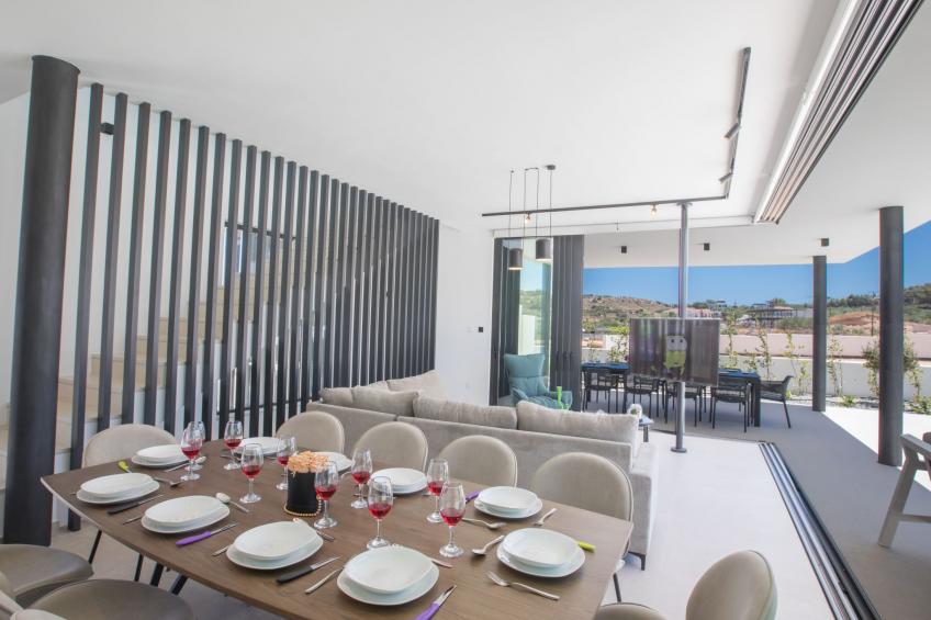 Geräumige Villa mit großem Garten und Pool - foto 10