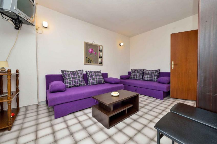 Vakantiewoning met zwembad en airconditioning - VW-2DN69 - foto 34