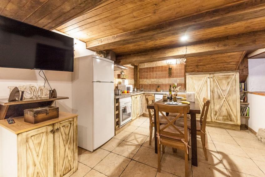 Berghütte mit Terrasse, Kamin und Jacuzzi - foto 10