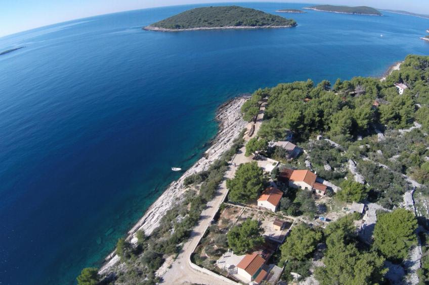 in Maslinica mit Großer Terrasse - foto 6