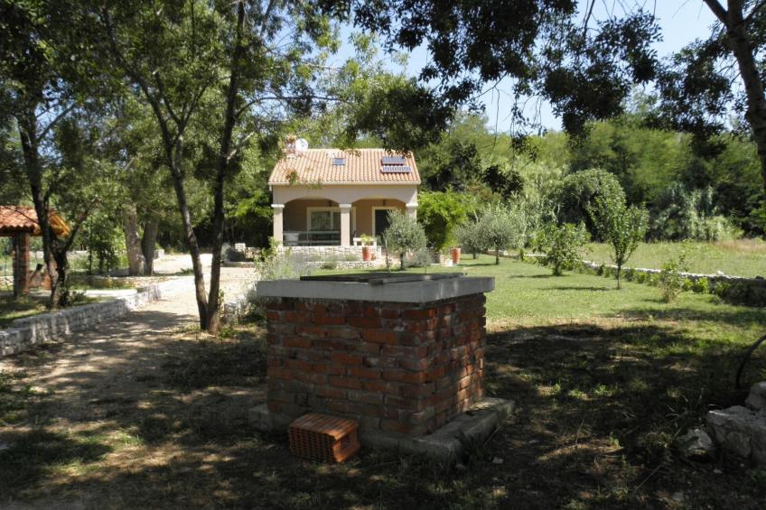 Am Fluss gelegenes Haus mit Galerieschlafplätzen - foto 3