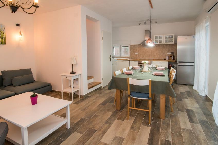 Vila Petite - Steinvilla mit Pool - foto 16