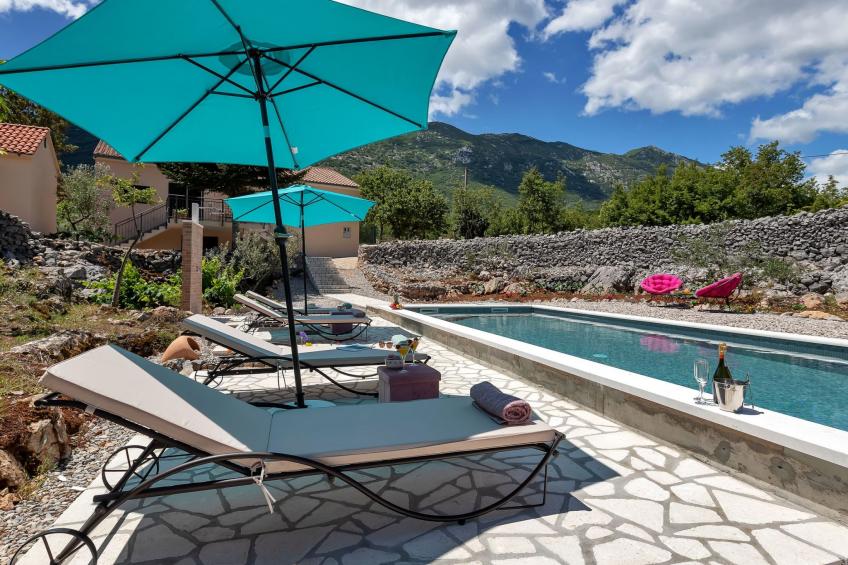 in Rašćane mit Beheiztem Pool - foto 5