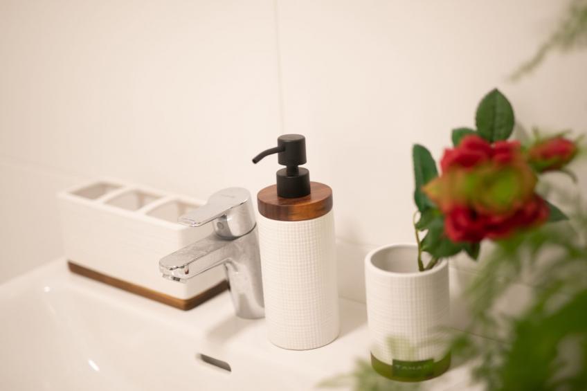 Moderne Wohnung in Kaisermühlen mit Garten und Panoramablick - foto 12