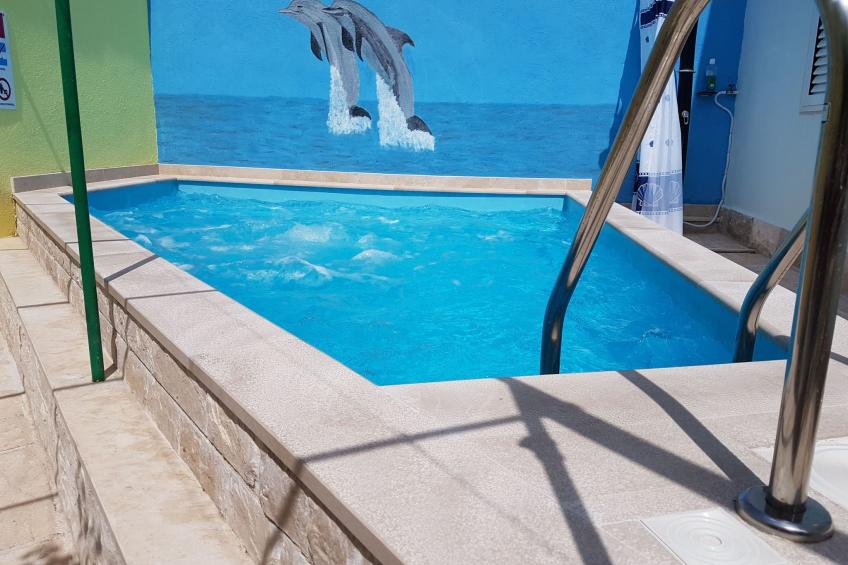 Gesamtes Ferienhaus in Sumartin mit Privatem Pool - foto 12