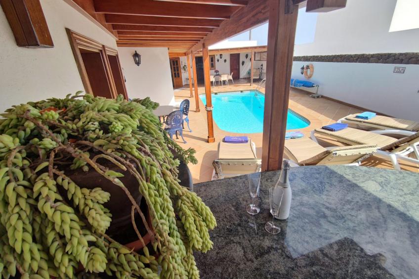 Villa mit beheiztem Pool - foto 9