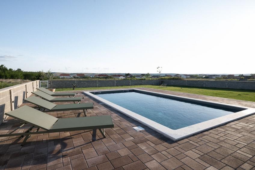 Three-Bedroom House - foto 22