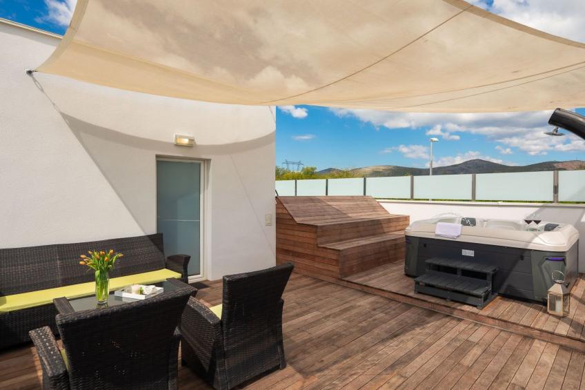 in Dugopolje mit Beheiztem Pool - foto 48