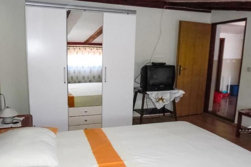 für 4 Personen  + 2 Kinder ca. 60 m² in Zubovici, Adriaküste Kroatien (Kro - foto 3