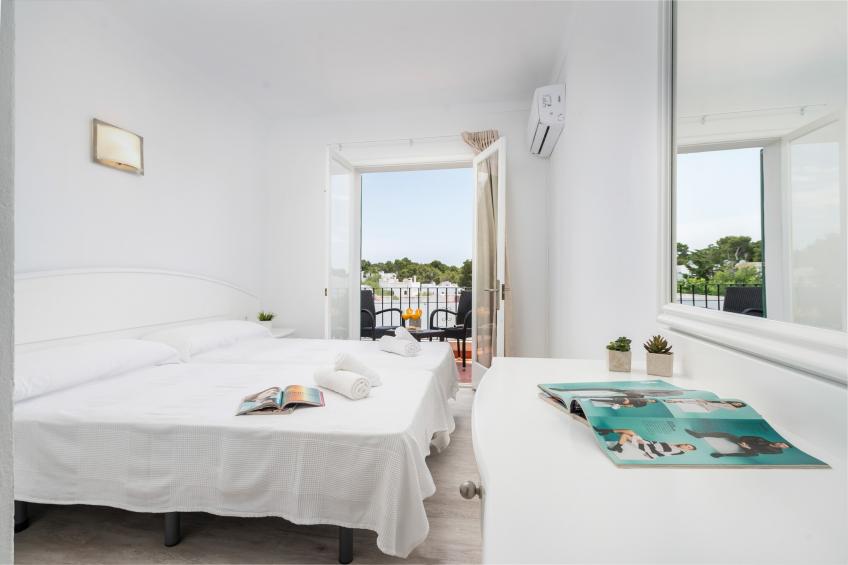 Hostal Talamanca Hab. Db Balcon - foto 16