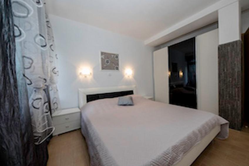 Apartments & Rooms Green Bay - One Bedroom Apartment with Terrace (APP 8) - foto 4