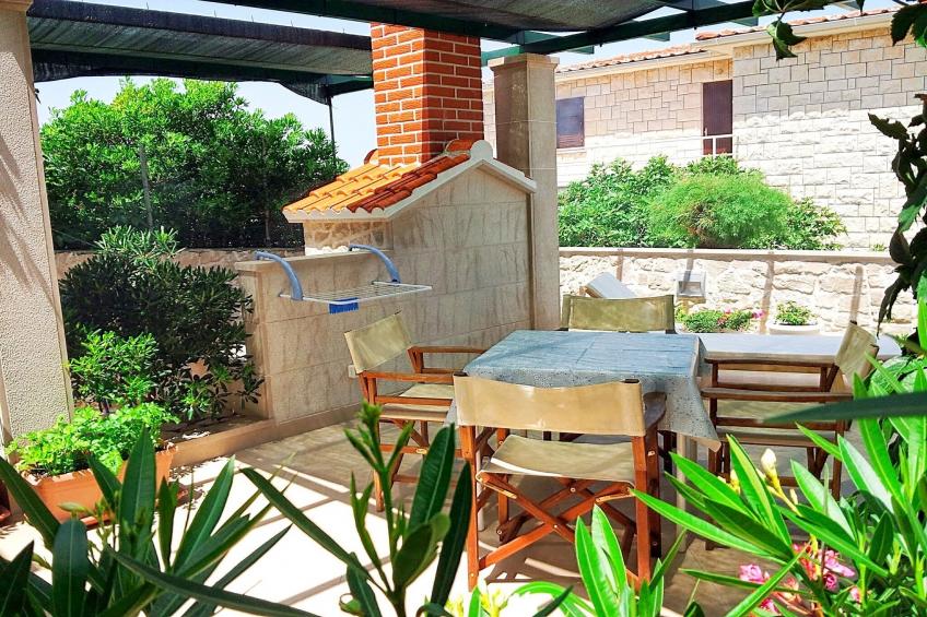 Apartments Gracin - Superior One Bedroom Apartment with Terrace (A2) - foto 25