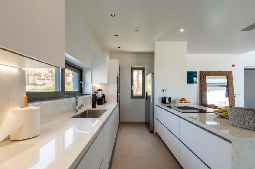 Villa Solis -100m zum Meer und ''Free'' Beheizter Pool - foto 23