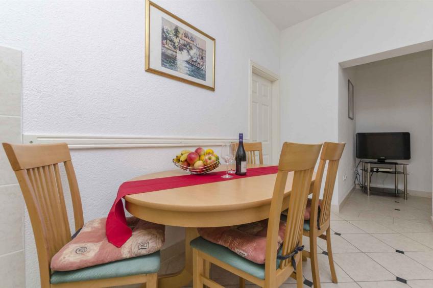 Vakantiewoning met balkon en airco - VW-3VHY9 - foto 27