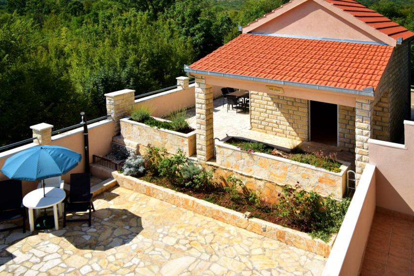 für 8 Personen mit privatem Swimmingpool im Hinterland von Split - foto 49