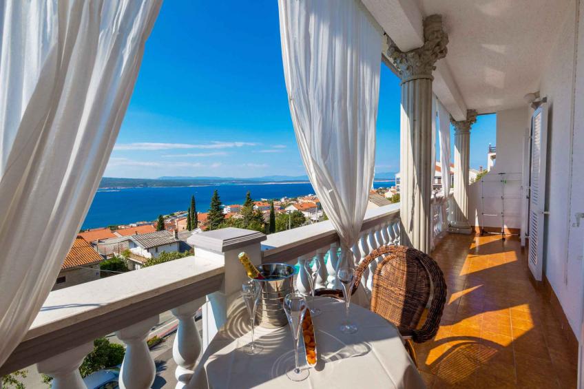 Holiday apartment with an outdoor pool and sea views - BF-NFK2 - foto 58