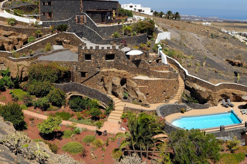 Schlafen in einer vulkanischen Höhle - foto 73