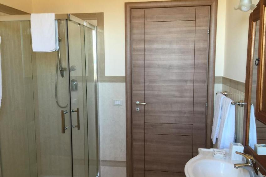 Einzimmerwohnung mit Wasserblick - foto 21