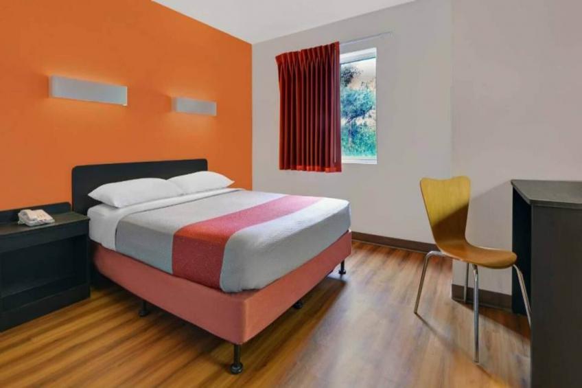1 Full Bed  Micfridge - foto 6