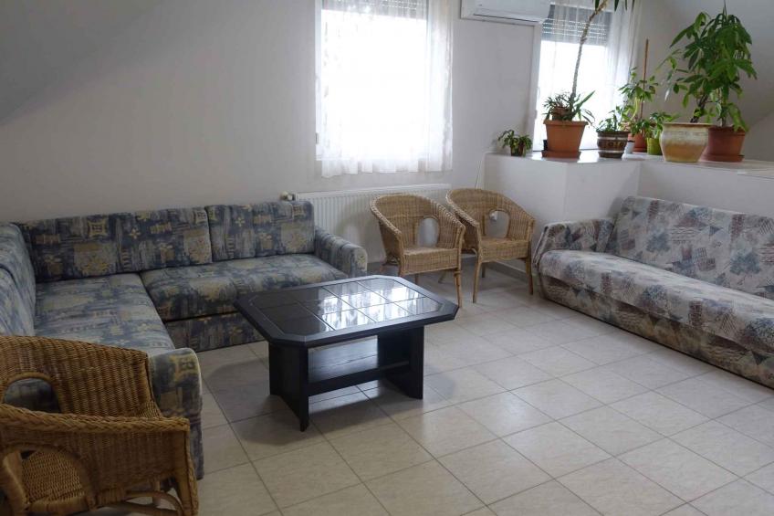 Holiday apartment with cozy garden furniture - BF-CNMM - foto 16