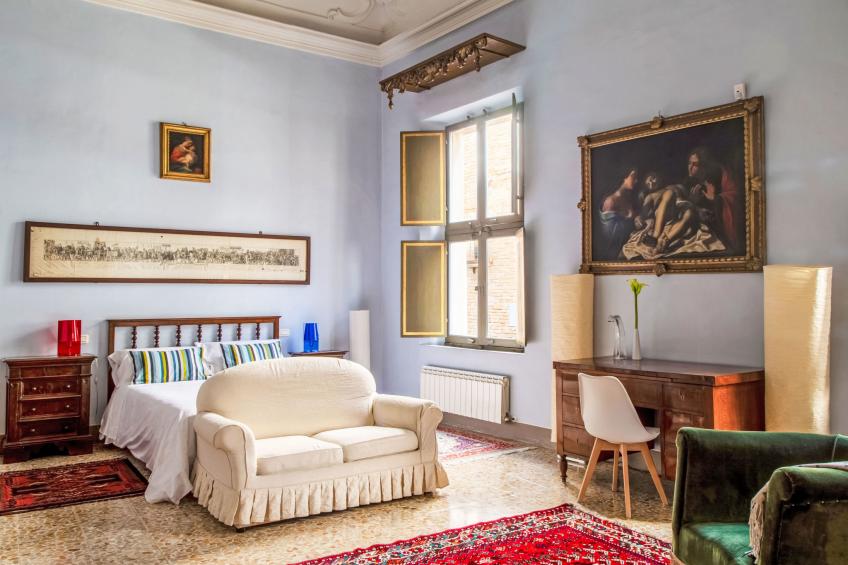 Dimora storica del 1400 con balcone - foto 34