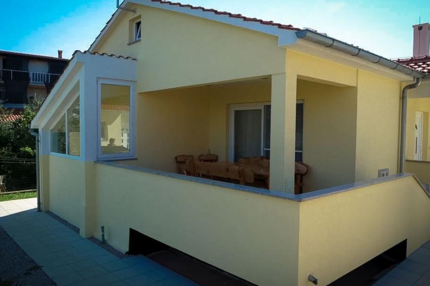 Modernes Ferienhaus in Dobropoljana mit Terrasse, Garten und Grill - foto 4