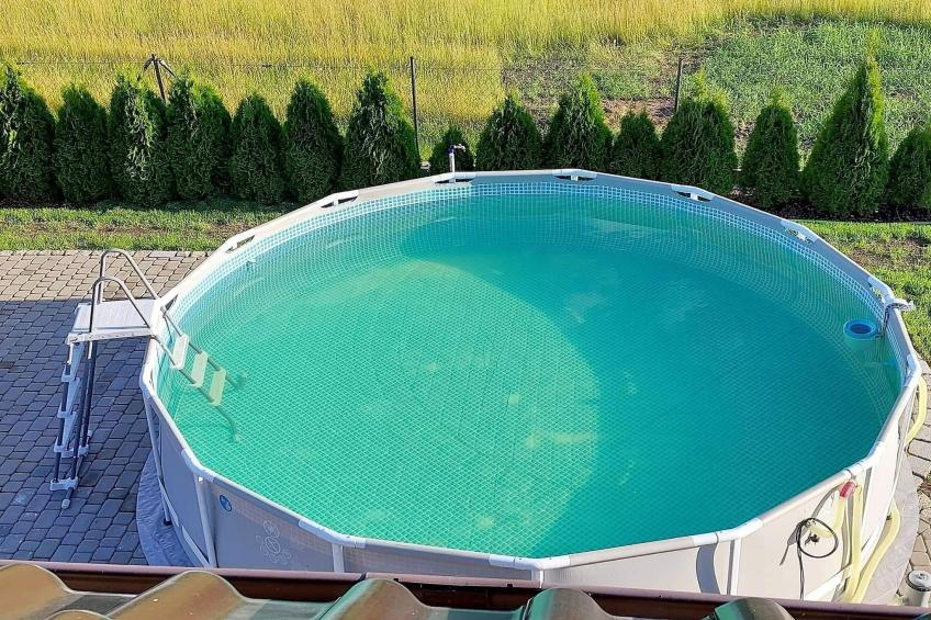 Komfortowy apartament z basenem i ogrodem dla 6 osób w Stepniczce - foto 7