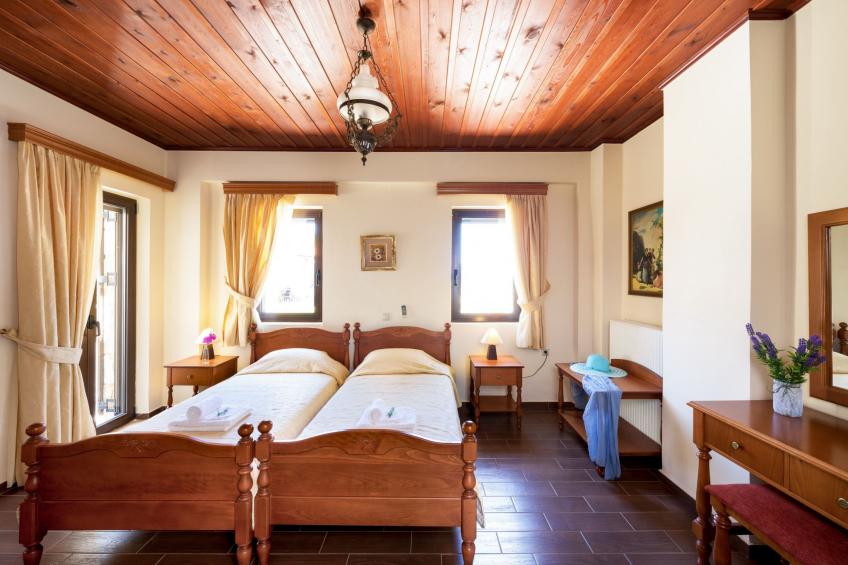 Familienvilla mit privatem Pool und Kinderbereich - foto 6