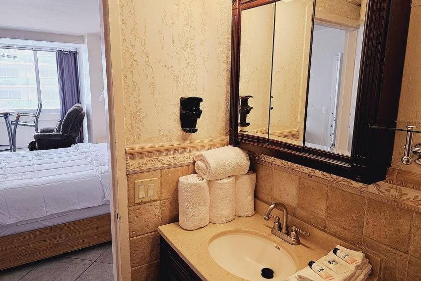 Charmante Eigentumswohnung mit 2 Schlafzimmern im Ocean Manor Resort - foto 27