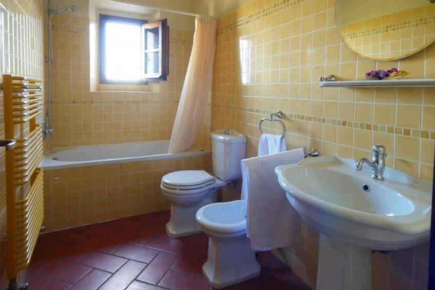 Wohnung mit Privatparkplatz und schöner Aussicht - foto 6