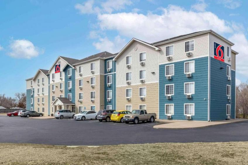 2 Full Beds | Non-Smoking, Kitchen - foto 6