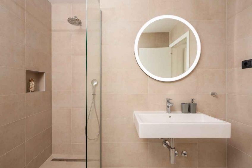 Villa mit Swimmingpool, Whirlpool und Sauna - BF-96KHV - foto 50