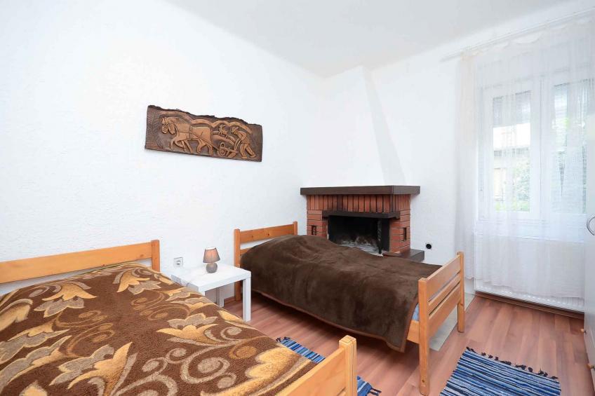 Holiday apartment with balcony and air conditioning - BF-R7WH8 - foto 18
