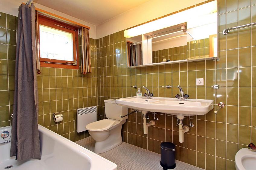 Alexandra Appartement/Fewo, Bad, WC, 3 Schlafräume 4.5 Zimmerwohnung - 6 Betten - foto 10