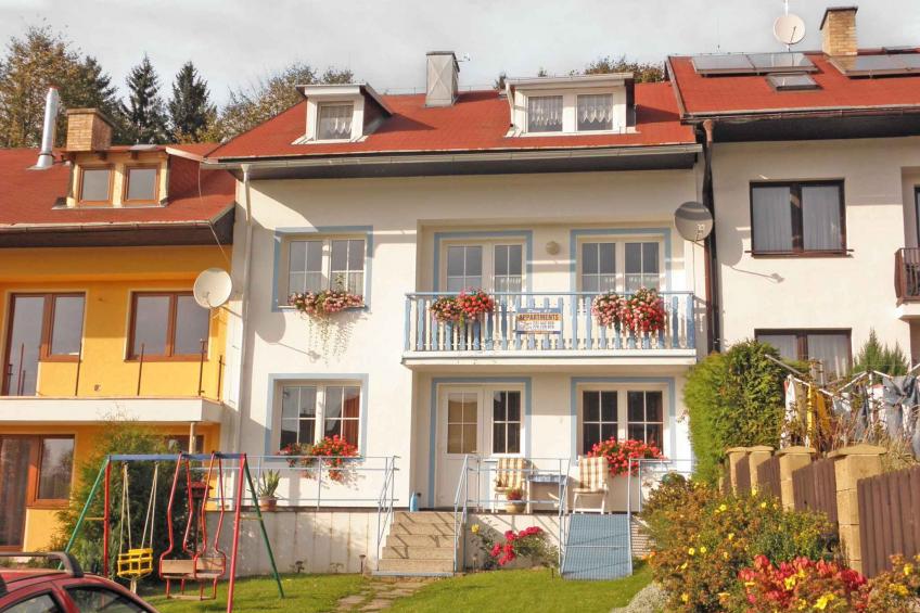 Holiday apartment with colour satellite TV at Lipno Dam - BF-RRJX