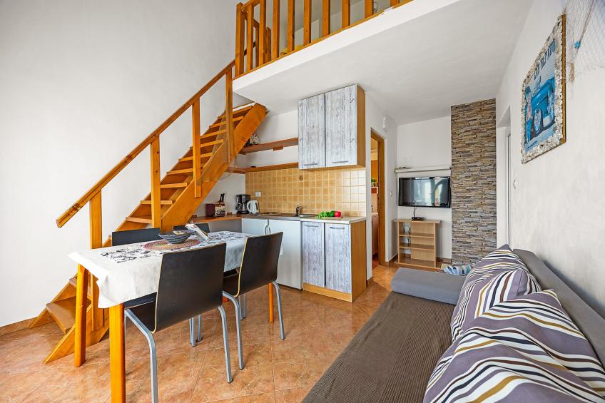 Mijic Studio 3 - 250 m from the Beach
