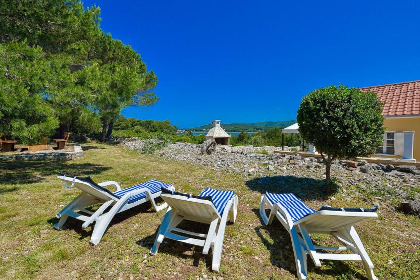 "Sakarun" mit Blick auf das Wasser - foto 11