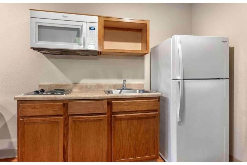 1 Full Bed | Non-Smoking, Kitchen - foto 20