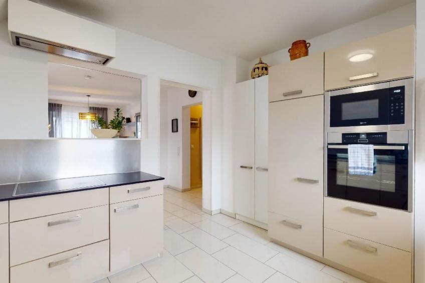 Helle Familienfreundliche Barrierefreie Wohnung - foto 8