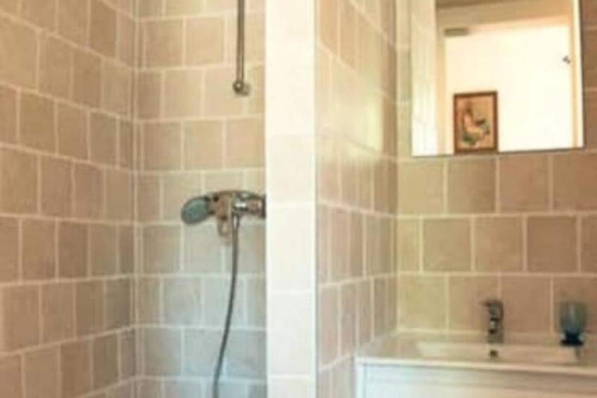 #perle Rare !charmante Maison Avec  Piscine Au Bord De La Rivière - foto 4