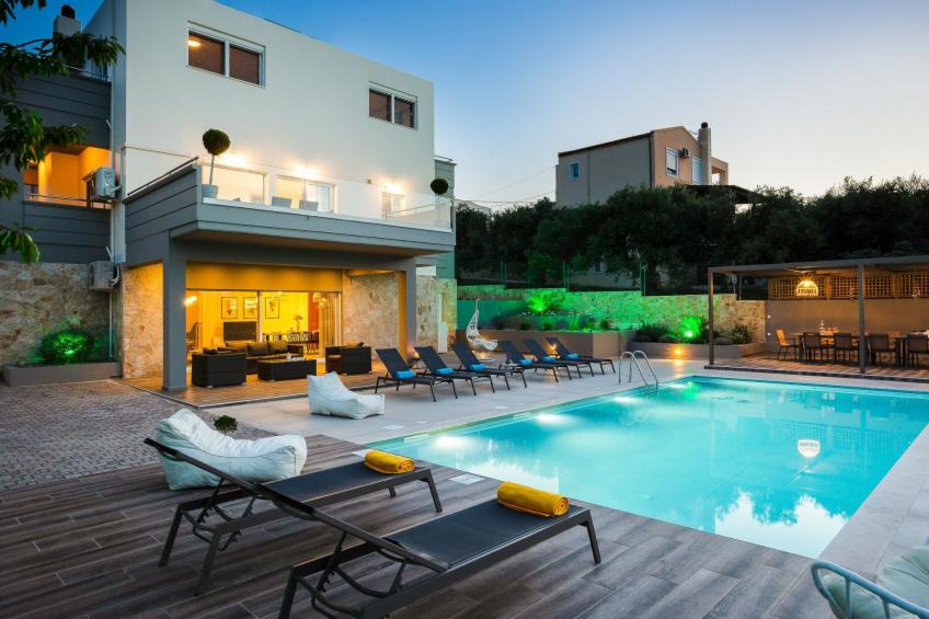 Villa Aelia I Modern und ideal für große Gruppen