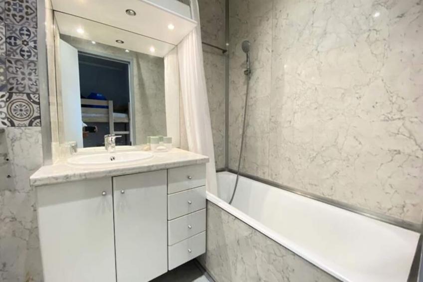 Beau Studio 4 Personnes - Piscine Et Mer - foto 7