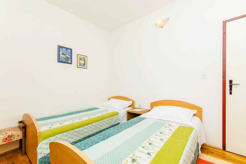Holiday apartment with air conditioning, balcony and sea view in Slatine - BF-9GZB3 - foto 31
