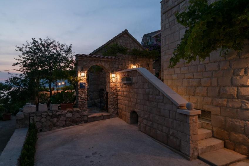 Kleine Wohnung in Omiš mit Privatem Balkon - foto 31
