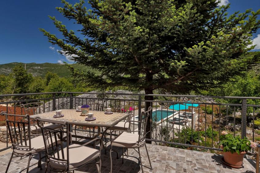 in Rašćane mit Beheiztem Pool - foto 15